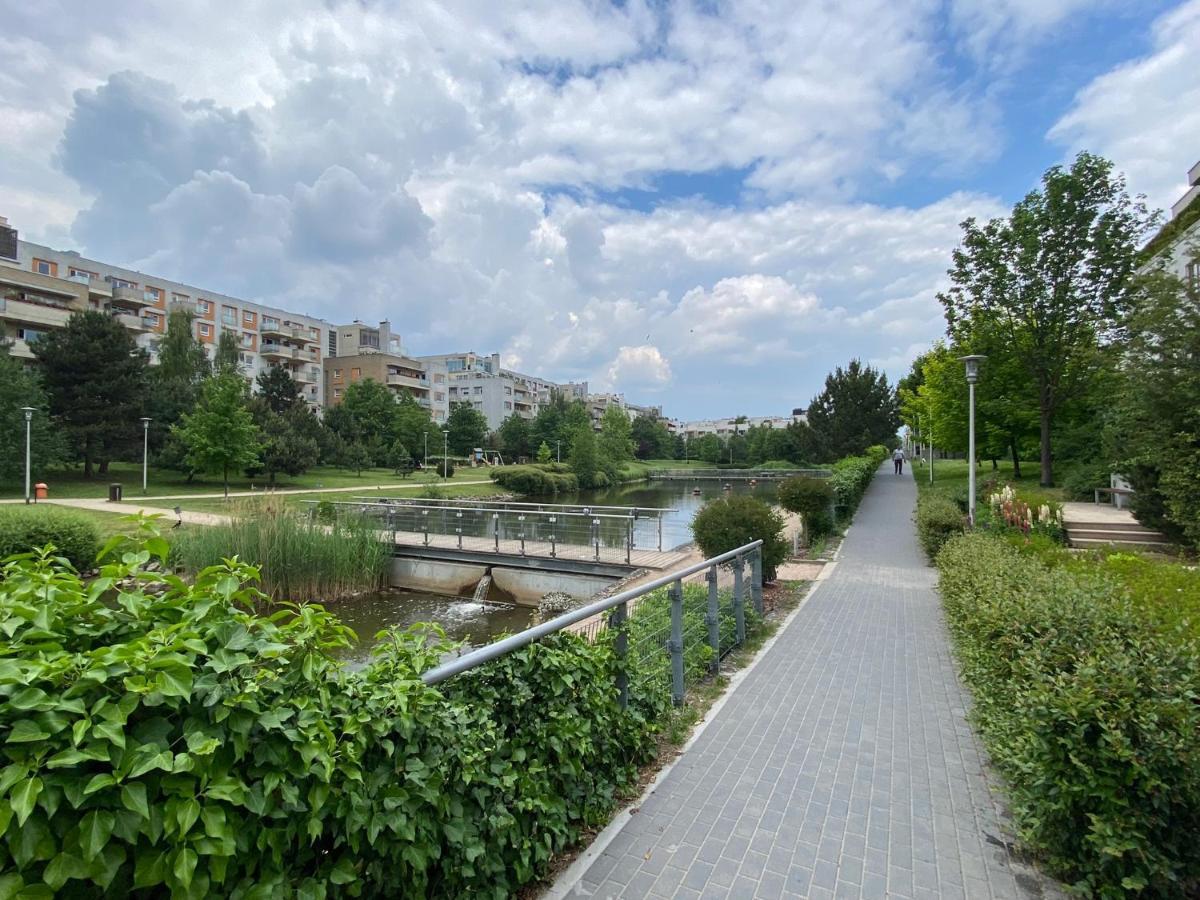 Orientalny Leilighet Warszawa Eksteriør bilde